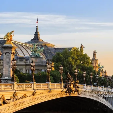 Superb 2 Elegant In The Heart Of Paris' 8th District 別荘